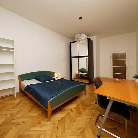 Apartments Vorsilska Prague Exterior photo
